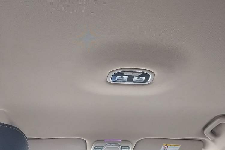 Used Geely Auto Emgrand 2018 1.5L CVT Luxury Model Headliner