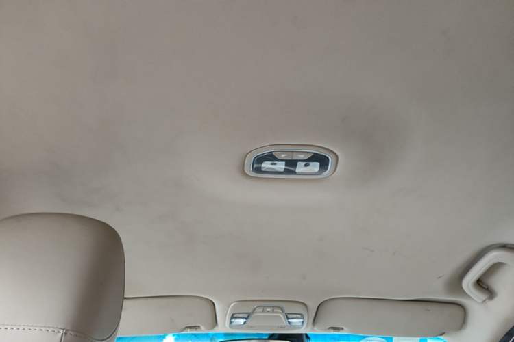 Used Geely Auto Emgrand 2018 1.5L Manual Luxury Model Headliner