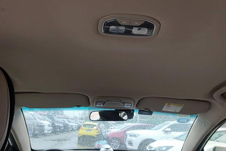 Used Geely Auto Emgrand 2018 1.5L CVT Luxury Model Headliner