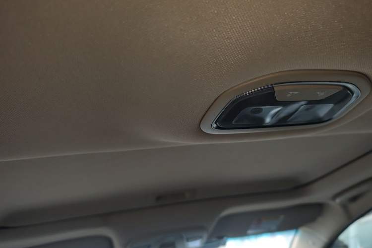 Used Geely Auto Emgrand 2018 1.5L CVT Upward Connect Edition Headliner