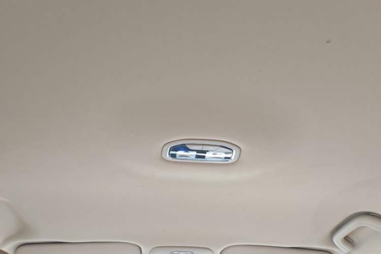 Used Geely Auto Emgrand 2018 1.5L CVT Luxury Model Headliner