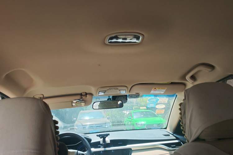 Used Geely Auto Emgrand 2018 1.5L Manual Luxury Model Headliner