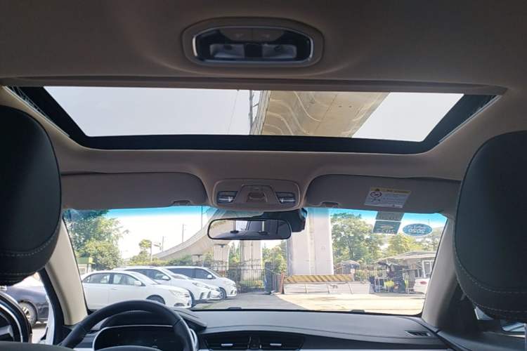 Used Geely Auto Emgrand 2018 1.5L CVT Upward Connect Edition Headliner