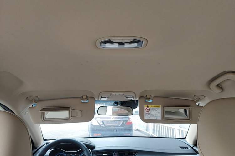 Used Geely Auto Emgrand 2018 1.5L CVT Luxury Model Headliner