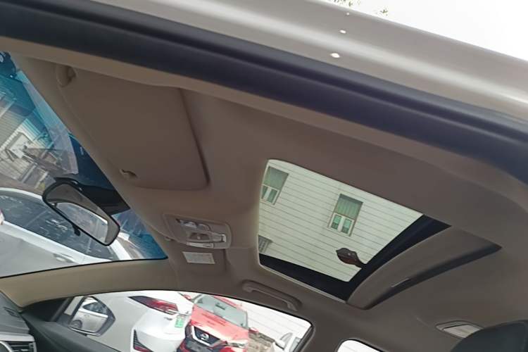 Used Geely Auto Emgrand 2018 1.5L CVT Upward Connect Edition Headliner