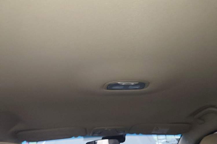 Used Geely Auto Emgrand 2018 1.5L Manual Luxury Model Headliner