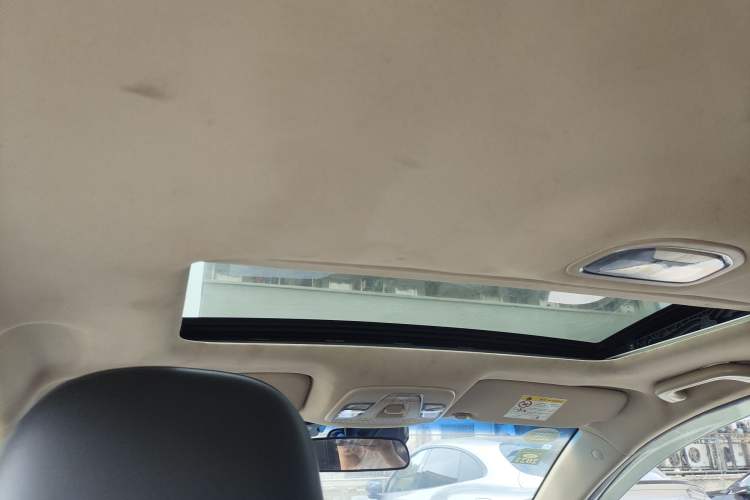 Used Geely Auto Emgrand 2018 1.5L CVT Upward Connect Edition Headliner