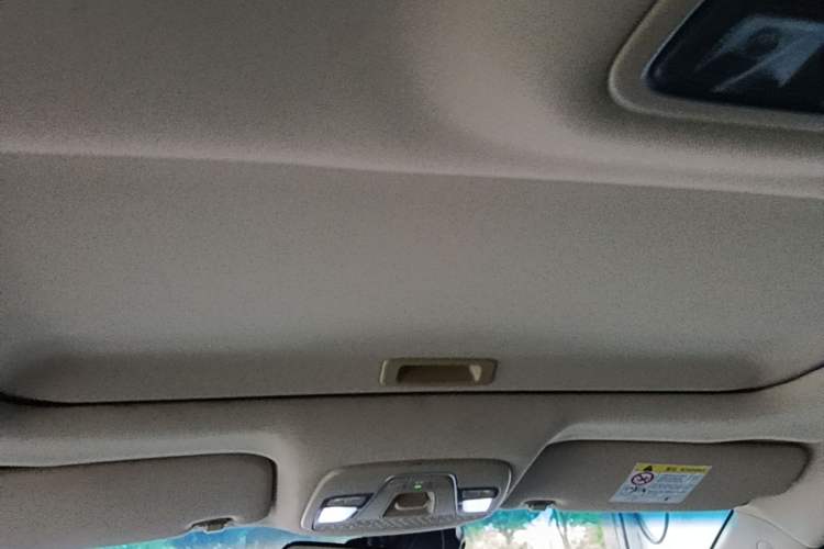 Used Geely Auto Emgrand 2018 1.5L CVT Upward Connect Edition Headliner