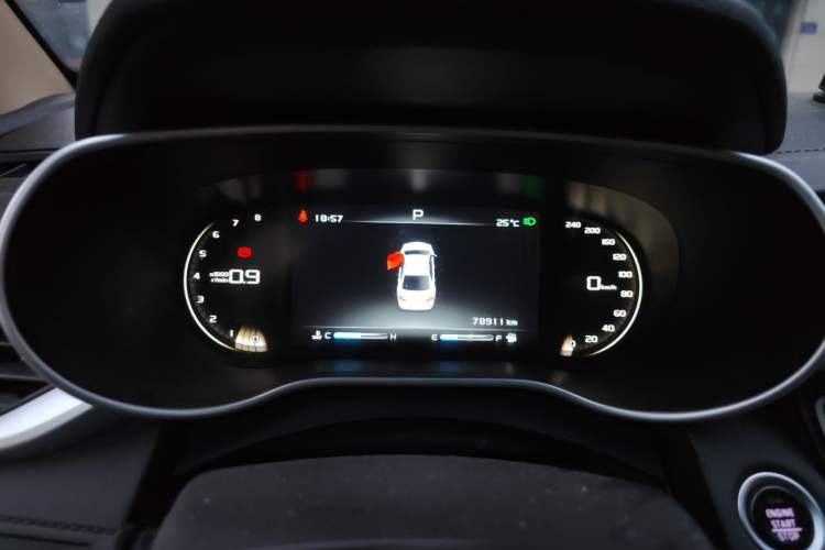 Used Geely Auto Emgrand 2018 1.5L CVT Upward Connect Edition Instrument Cluster