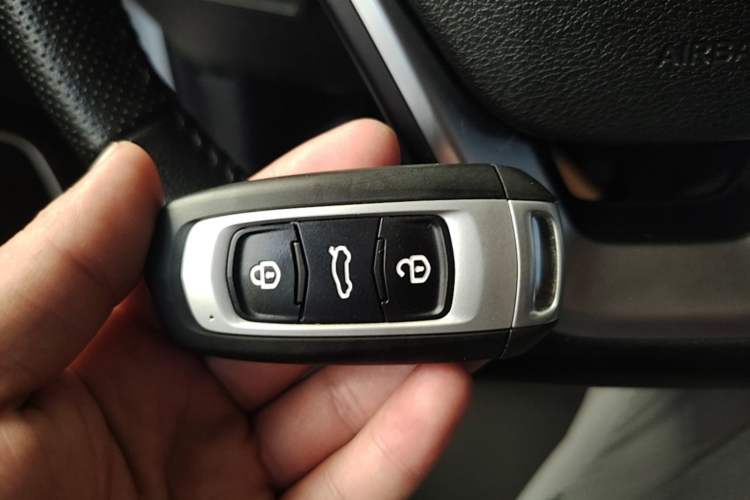 Used Geely Auto Emgrand 2018 1.5L Manual Upward Connect Edition Interior 1