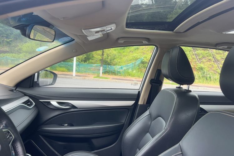Used Geely Auto Emgrand 2018 1.5L CVT Upward Connect Edition Interior 2