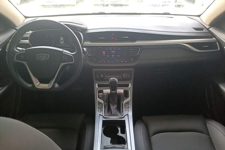 Used Geely Auto Emgrand 2018 1.5L CVT Upward Connect Edition Interior 2