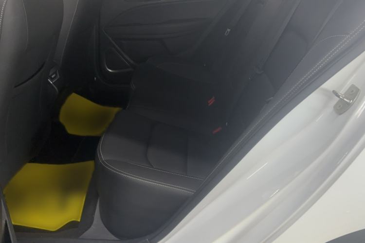 Used Geely Auto Emgrand 2018 1.5L CVT Upward Connect Edition Interior 2