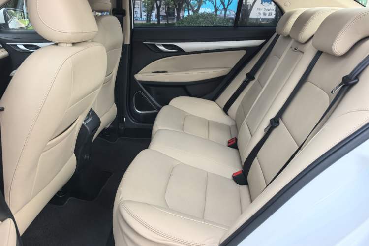 Used Geely Auto Emgrand 2018 1.5L CVT Luxury Model Interior 2