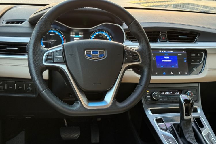 Used Geely Auto Emgrand 2018 1.5L CVT Luxury Model Interior 6
