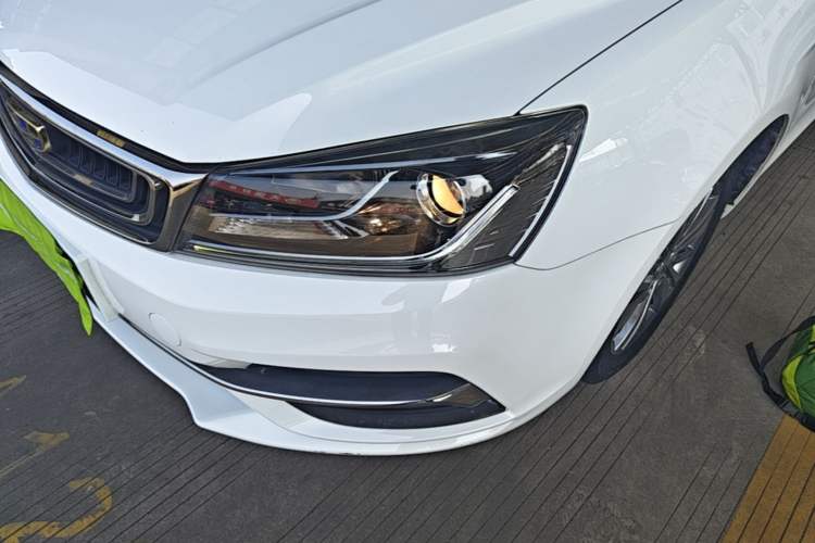 Used Geely Auto Emgrand 2018 1.5L CVT Upward Connect Edition Left Front Headlight