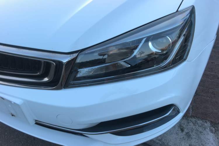 Used Geely Auto Emgrand 2018 1.5L Manual Upward Connect Edition Left Front Headlight