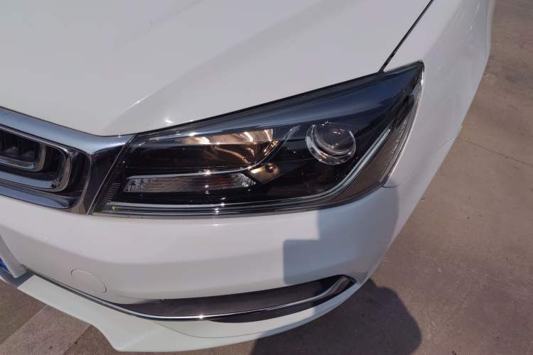 Used Geely Auto Emgrand 2018 1.5L CVT Upward Connect Edition Left Front Headlight