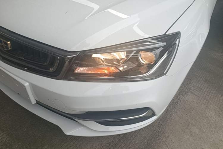 Used Geely Auto Emgrand 2018 1.5L Manual Upward Connect Edition Left Front Headlight