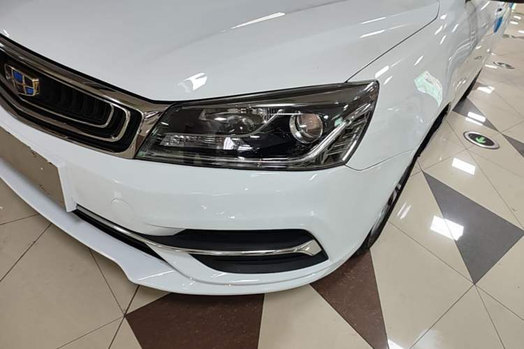 Used Geely Auto Emgrand 2018 1.5L CVT Upward Connect Edition Left Front Headlight