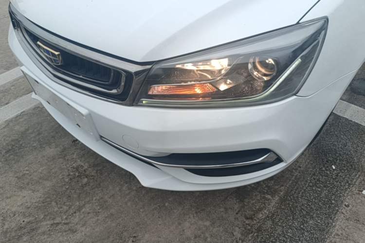 Used Geely Auto Emgrand 2018 1.5L Manual Upward Connect Edition Left Front Headlight