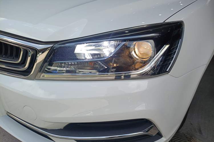 Used Geely Auto Emgrand 2018 1.5L CVT Upward Connect Edition Left Front Headlight
