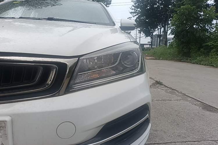 Used Geely Auto Emgrand 2018 1.5L CVT Upward Connect Edition Left Front Headlight