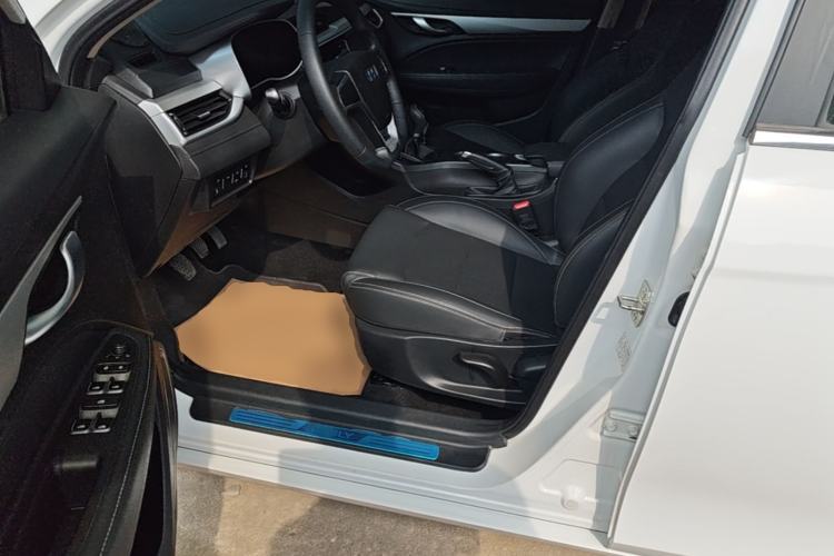 Used Geely Auto Emgrand 2018 1.5L Manual Upward Connect Edition Left Front Seat