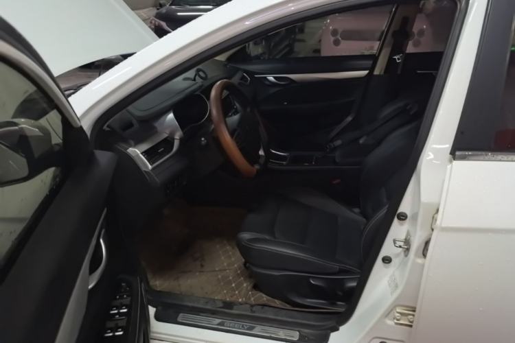 Used Geely Auto Emgrand 2018 1.5L CVT Upward Connect Edition Left Front Seat