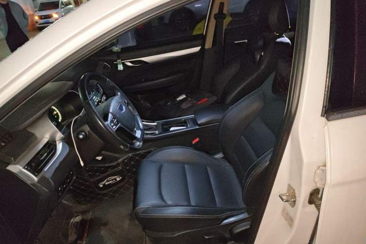 Used Geely Auto Emgrand 2018 1.5L CVT Upward Connect Edition Left Front Seat