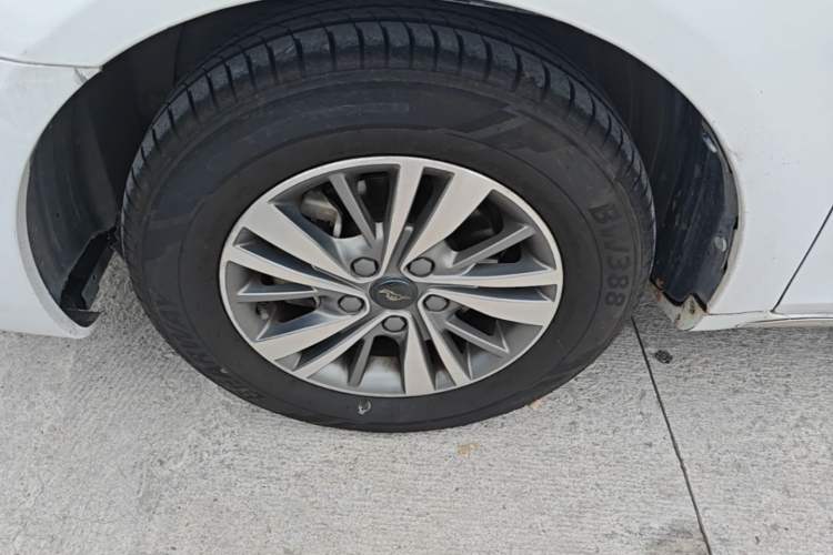 Used Geely Auto Emgrand 2018 1.5L Manual Luxury Model Left Front Wheel Hub