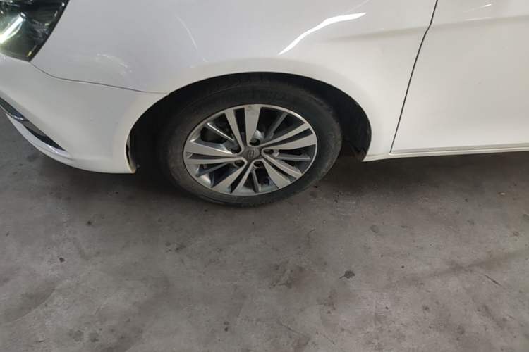 Used Geely Auto Emgrand 2018 1.5L CVT Upward Connect Edition Left Front Wheel Hub