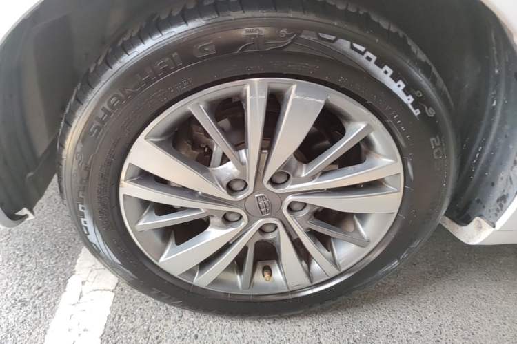 Used Geely Auto Emgrand 2018 1.5L CVT Upward Connect Edition Left Front Wheel Hub