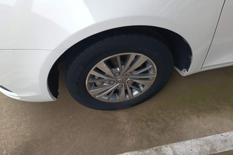 Used Geely Auto Emgrand 2018 1.5L Manual Luxury Model Left Front Wheel Hub