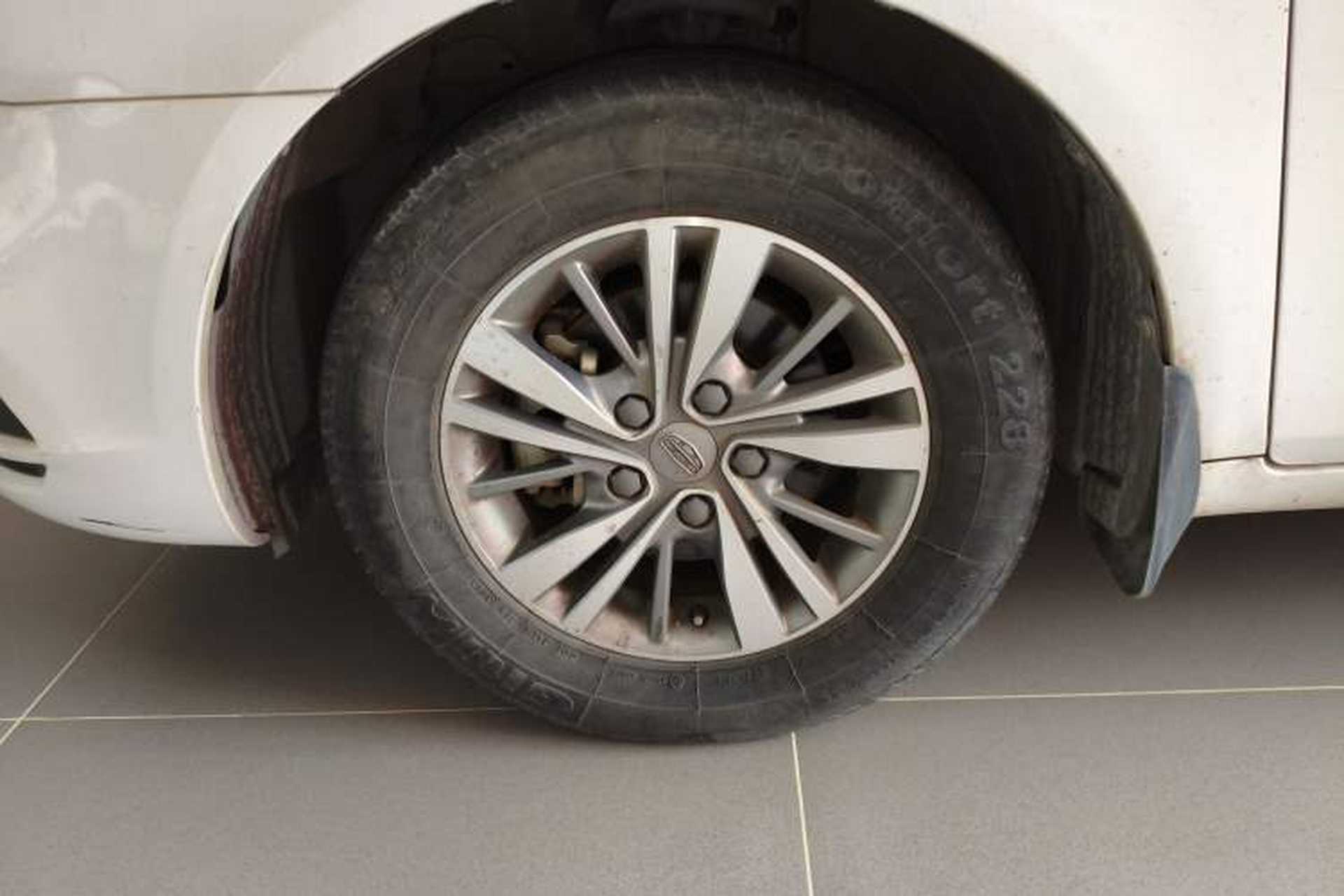 Used Geely Auto Emgrand 2018 1.5L CVT Luxury Model Left Front Wheel Hub