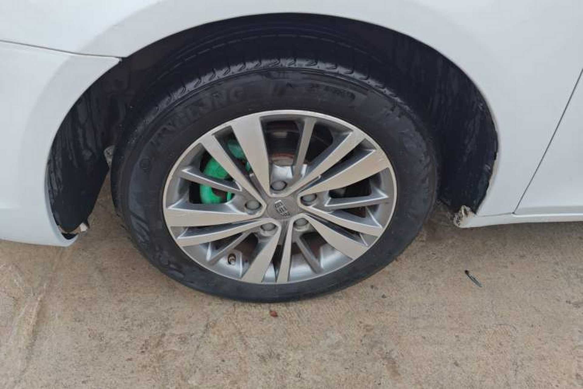 Used Geely Auto Emgrand 2018 1.5L Manual Upward Connect Edition Left Front Wheel Hub