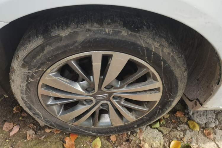 Used Geely Auto Emgrand 2018 1.5L CVT Upward Connect Edition Left Front Wheel Hub