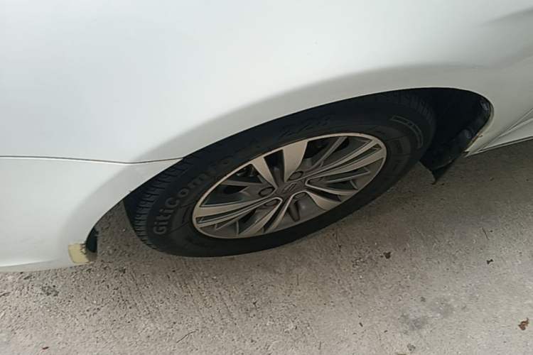 Used Geely Auto Emgrand 2018 1.5L CVT Luxury Model Left Front Wheel Hub
