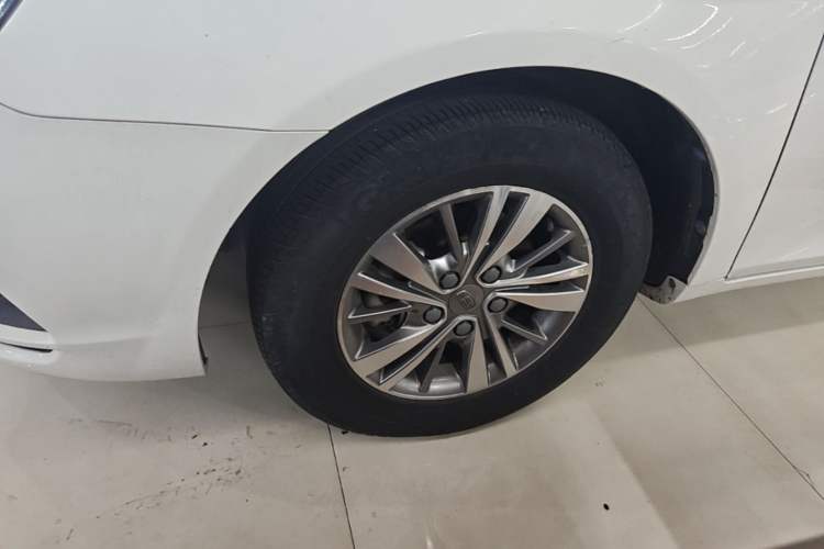 Used Geely Auto Emgrand 2018 1.5L CVT Luxury Model Left Front Wheel Hub