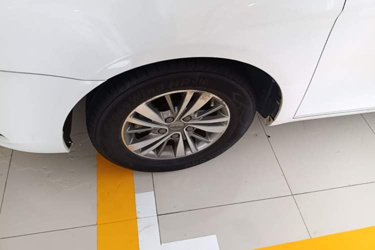 Used Geely Auto Emgrand 2018 1.5L Manual Luxury Model Left Front Wheel Hub