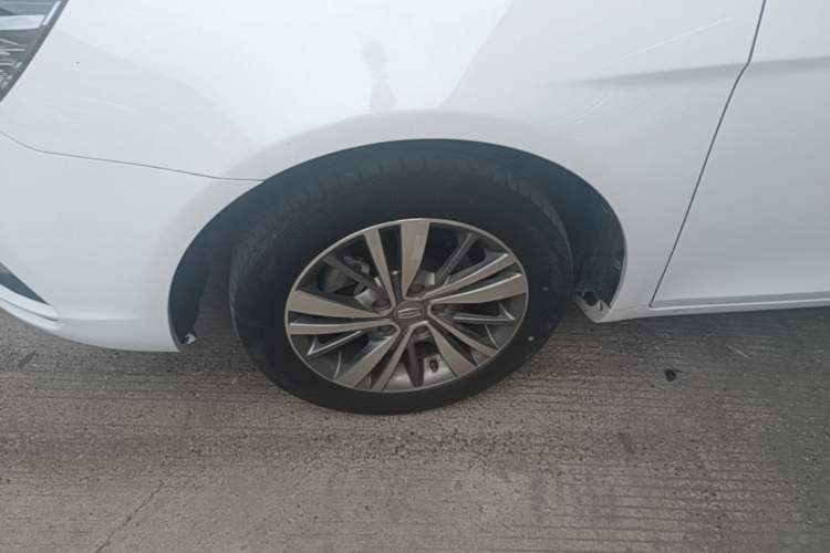 Used Geely Auto Emgrand 2018 1.5L Manual Upward Connect Edition Left Front Wheel Hub