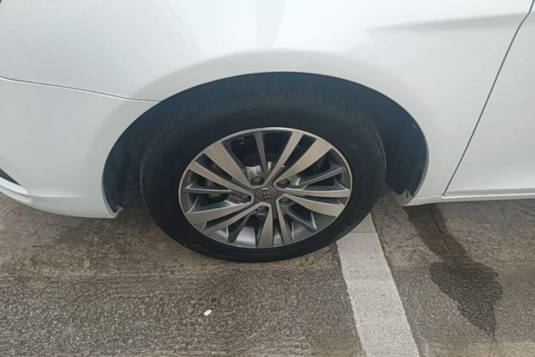 Used Geely Auto Emgrand 2018 1.5L Manual Upward Connect Edition Left Front Wheel Hub
