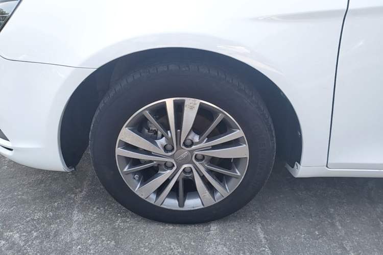 Used Geely Auto Emgrand 2018 1.5L CVT Upward Connect Edition Left Front Wheel Hub