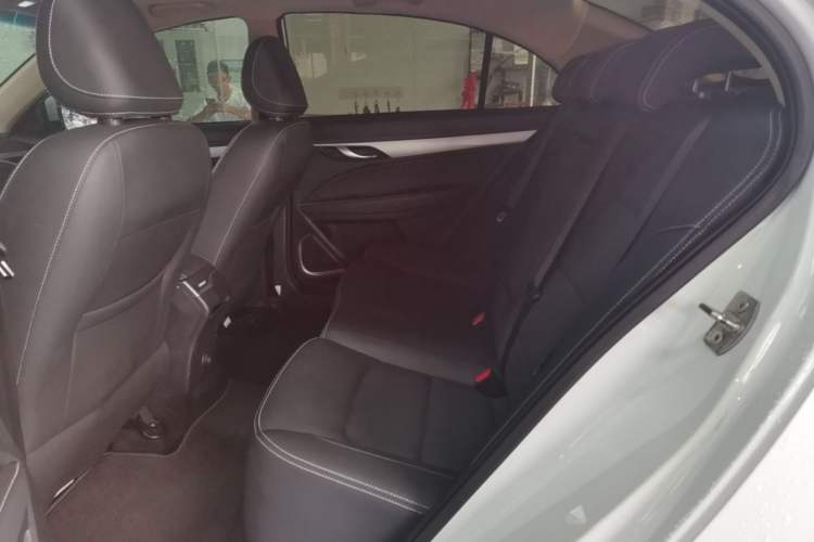 Used Geely Auto Emgrand 2018 1.5L CVT Upward Connect Edition Left Rear Seat