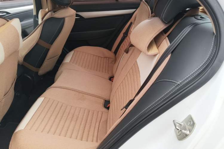 Used Geely Auto Emgrand 2018 1.5L Manual Upward Connect Edition Left Rear Seat