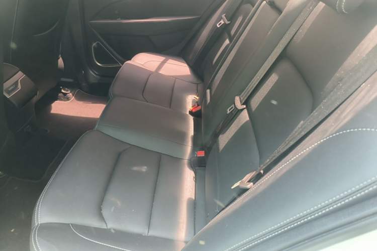Used Geely Auto Emgrand 2018 1.5L CVT Upward Connect Edition Left Rear Seat