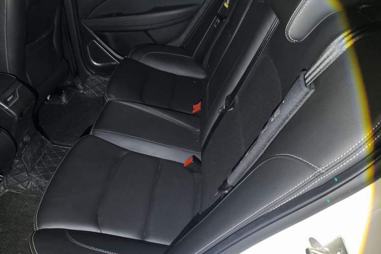 Used Geely Auto Emgrand 2018 1.5L Manual Upward Connect Edition Left Rear Seat