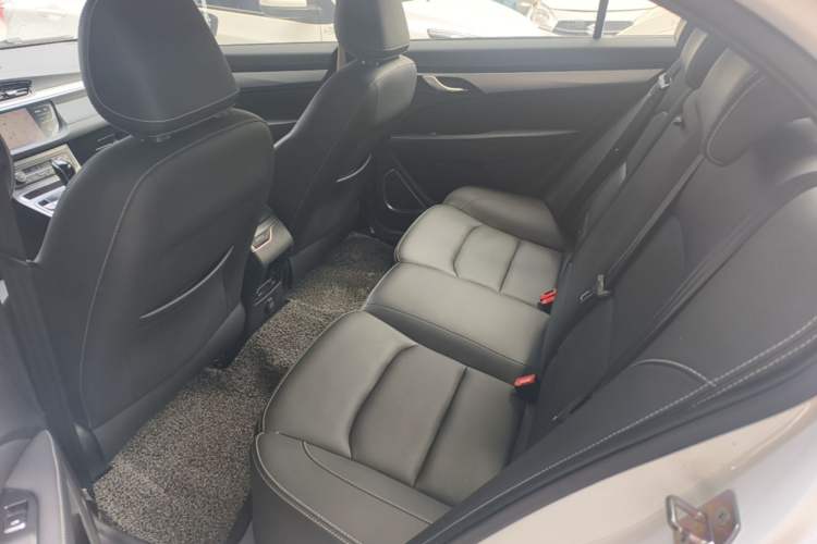 Used Geely Auto Emgrand 2018 1.5L CVT Upward Connect Edition Left Rear Seat