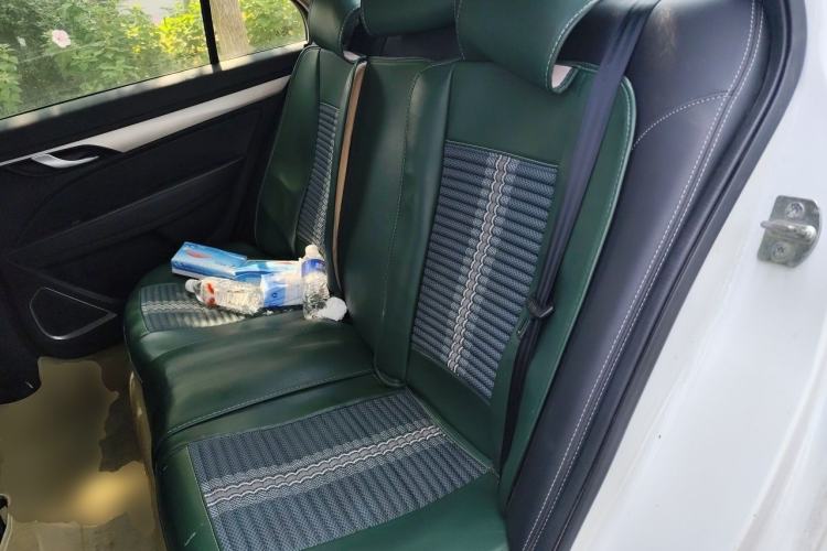 Used Geely Auto Emgrand 2018 1.5L Manual Upward Connect Edition Left Rear Seat