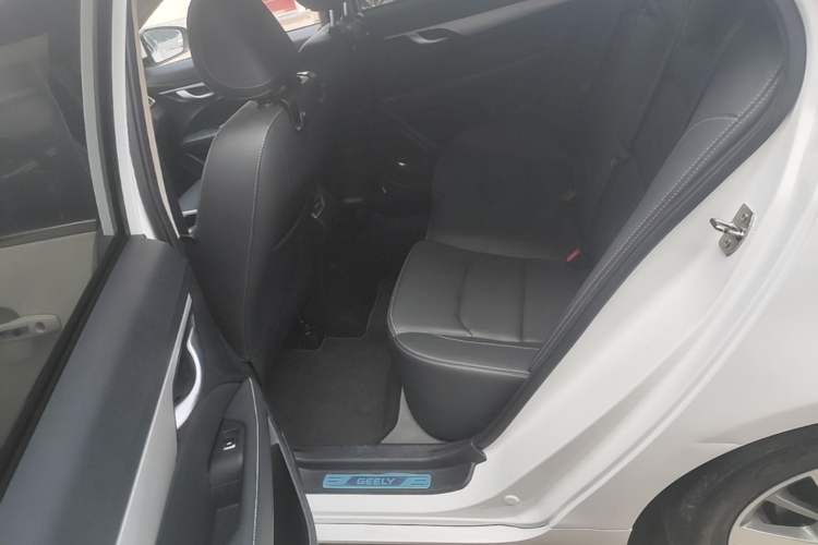Used Geely Auto Emgrand 2018 1.5L CVT Upward Connect Edition Left Rear Seat